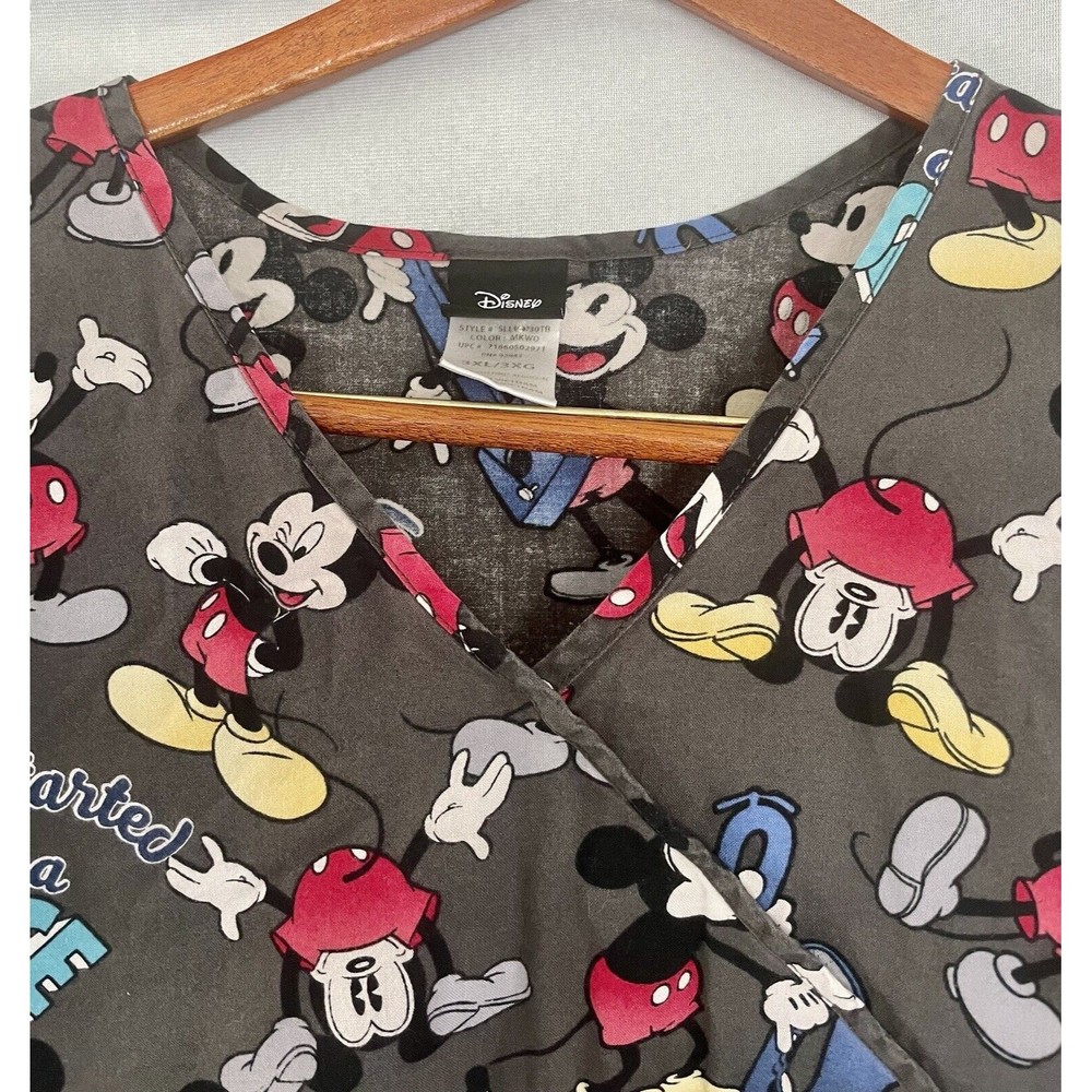 Disney Scrubs Top Mickey Mouse Size 3XL It All Started with a Mouse